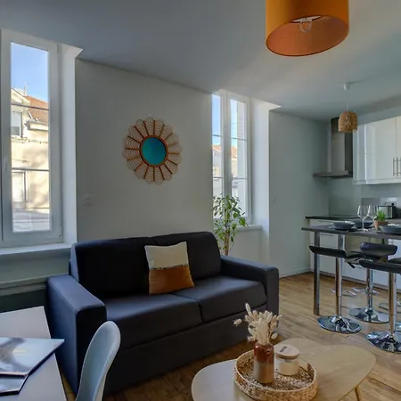 Le Tournassin-balcon-stationnement Gratuit
